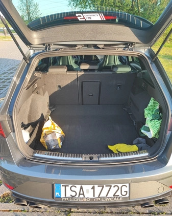 Seat Leon cena 120000 przebieg: 82000, rok produkcji 2018 z Sandomierz małe 596